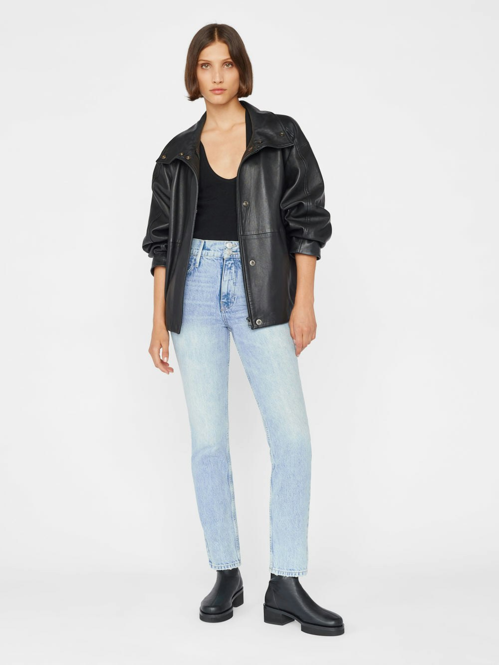 jeans full body view alt:hover